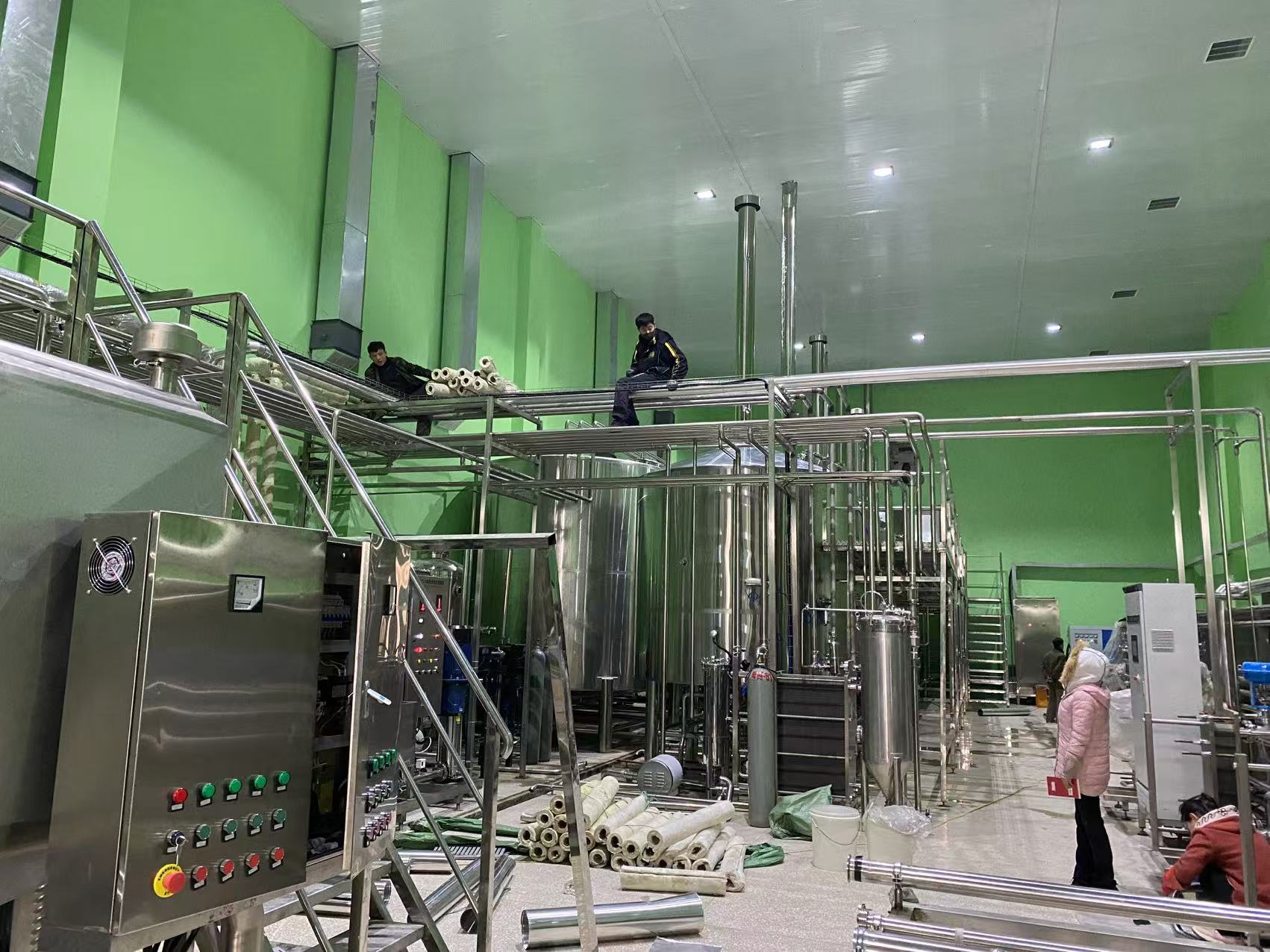 兴安精酿啤酒设备厂—精酿啤酒设备制造:传承工艺与创新科技的交融